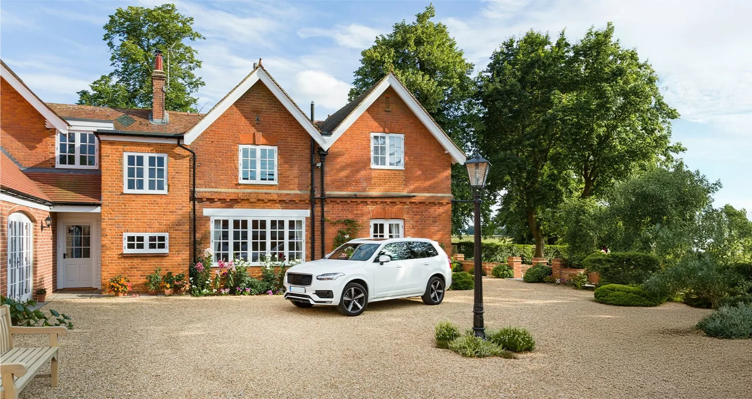 Home Me Mortgages Banner