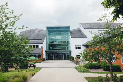 Home Me Mortgages Office External View - Marlow