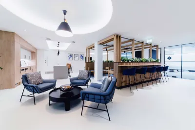 Home Me Mortgages Lounge Area - Comfortable Meeting Space